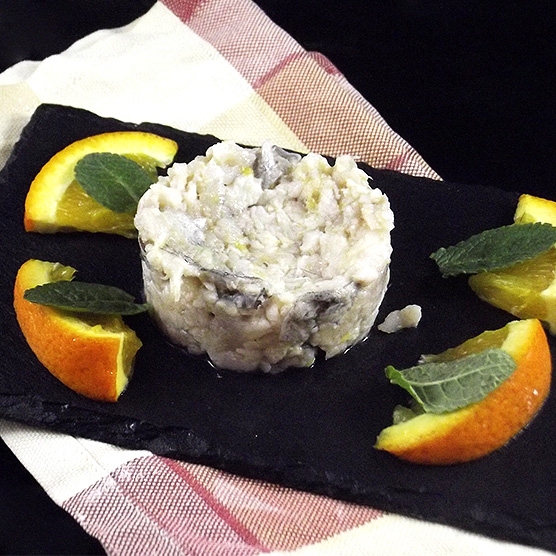 TARTARE DI TROTA ARANCIO E MENTA